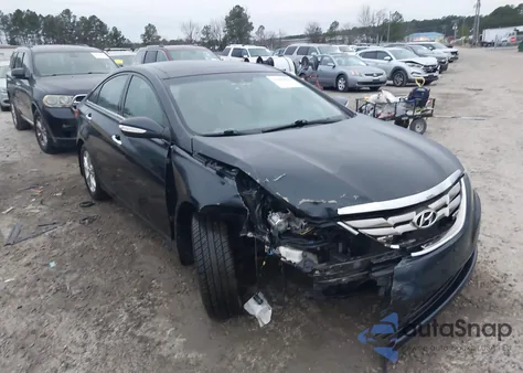 2013 Hyundai Sonata Limited z USA, uszkodzony, nr VIN 5NPEC4AC4DH529327